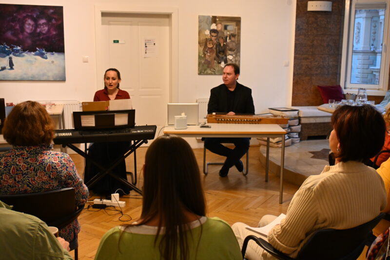 Archetypen-Musik-Seminar am Unum Institut, heilsame Musik mit Emanuel Schulz und Elisabeth Schulz